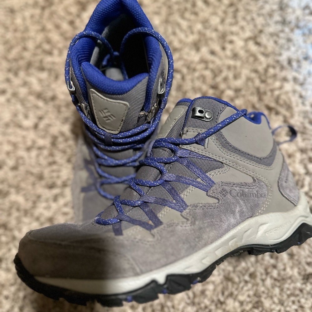 Columbia hiking boots grey/purple